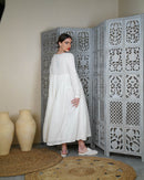 Embroidered neck with klosh design and waist gathered with long sleeves cotton kaftan 2949 - قفطان
