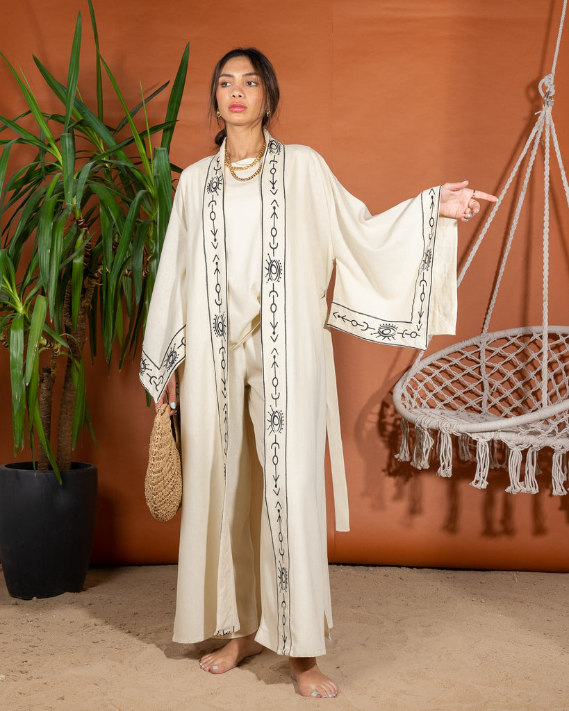 Oversized Top With Embroidered Design Batwing Sleeves and Sleeveless Inner, Wide Leg pants 3 Pieces Set 3473 - طقم ٣ قطع