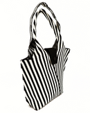 Black and white striped knitted tote bag 3880 - حقيبة
