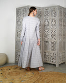 Klosh design with front stylish buttons and embroidered, long sleeves with buttons cotton kaftan 3076 - قفطان