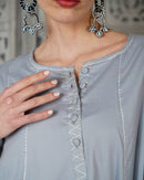 Klosh Design with front embroidered and style buttons, half quarter sleeves cotton kaftan 3023 - قفطان